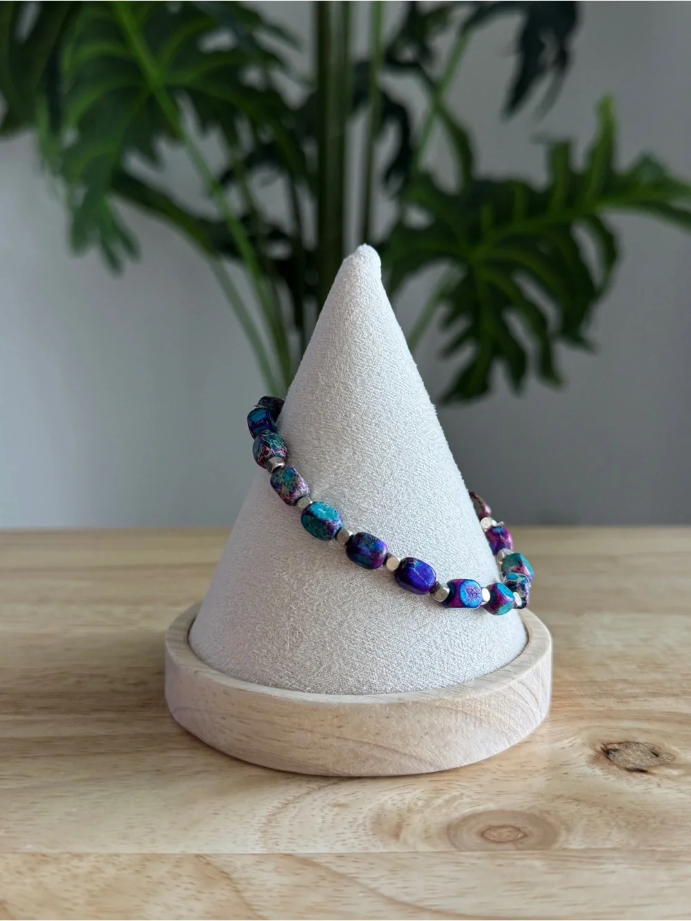 Oil Slick Iridescent Stretch Beaded Bracelet | Ryze Party